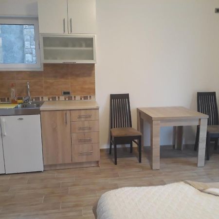 Apartmani Andrea Studio Herceg Novi Esterno foto